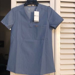 Figs Scrub Top